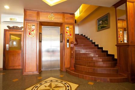 Golden House International - 85