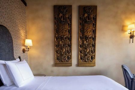 Palacio de Santa Paula, Autograph Collection - 79