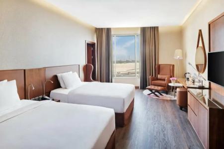 Radisson Blu, Dubai Canal View - 53