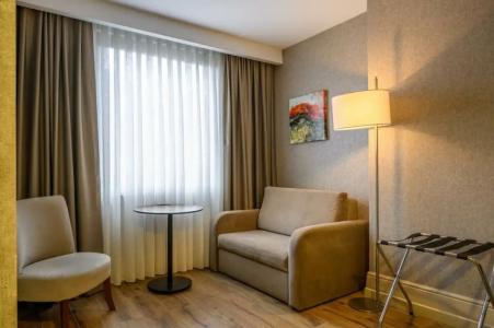Ramada by Wyndham Istanbul Grand Bazaar - 47