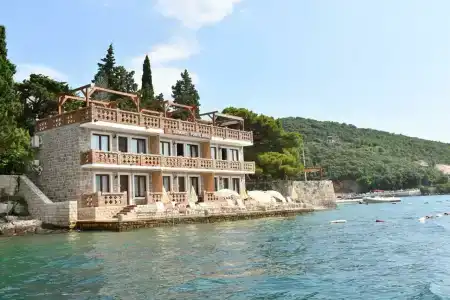 Forte Rose Resort