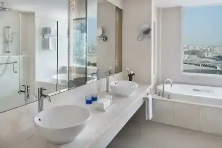 Crowne Plaza Dubai Festival City - 7