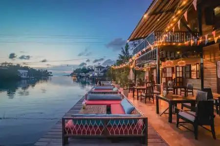 Aana Resort & Spa - 43