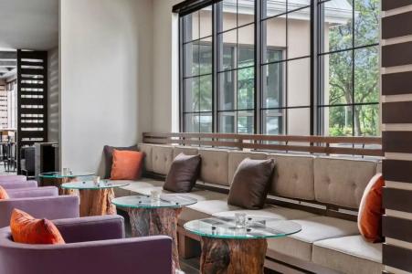 Deltas by Marriott Burlington - 21