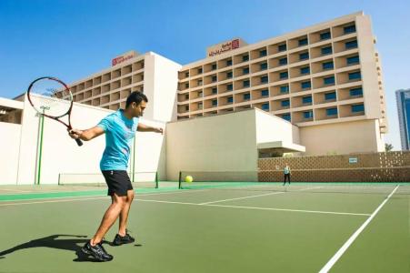 Hilton Garden Inn Ras Al Khaimah - 20