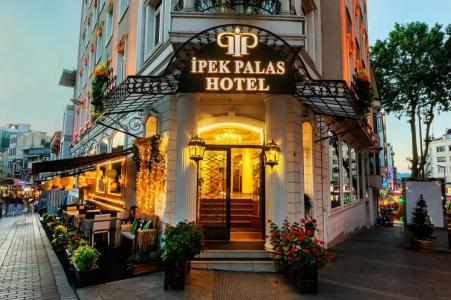 Ipek Palas - 23