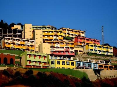 GH Avalon Sikani - 14