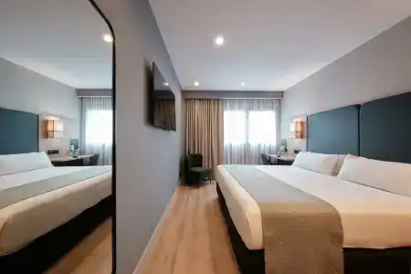 Catalonia La Maquinista - 1