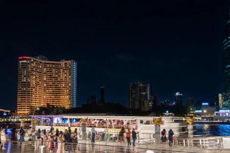 Royal Orchid Sheraton and Towers - 26