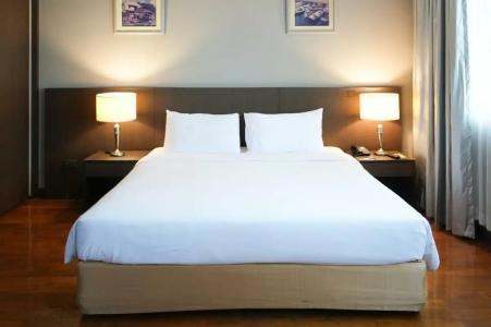 Royal Suite Bangkok - 81