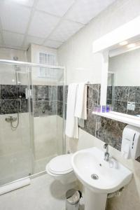 The Corner Inns By Suit - 40