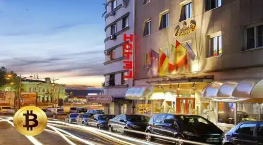 Queen's Astoria Design - 8