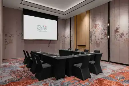 Four Points by Sheraton Phuket Patong Beach Resort - 94