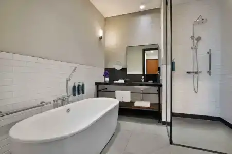 DoubleTree by Hilton Dubai M Square & Residences - 71