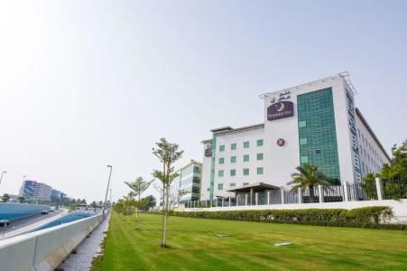 Premier Inn Dubai International Airport - 81