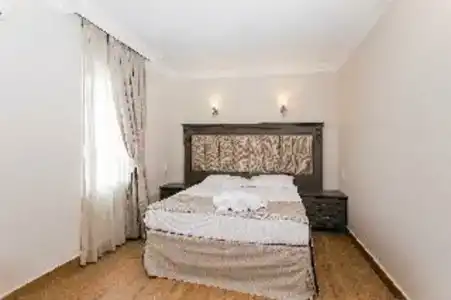 Moonshine & Suites - 64