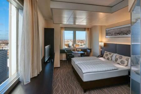 Park Inn by Radisson Berlin Alexanderplatz - 82