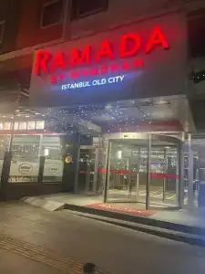 Ramada by Wyndham Istanbul Old City - 3