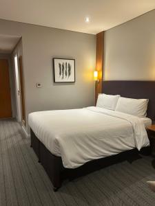 Premier Inn Abu Dhabi Airport (Business Park) - 31