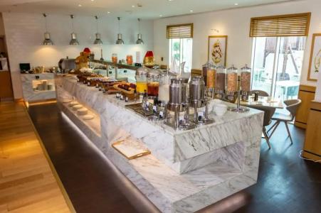 Premier Inn Dubai Investments Park - 45