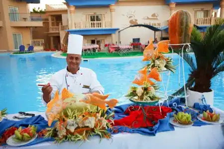 Sphinx Aqua Park Beach Resort - 10