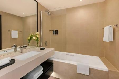 JA Beach, Dubai - 98