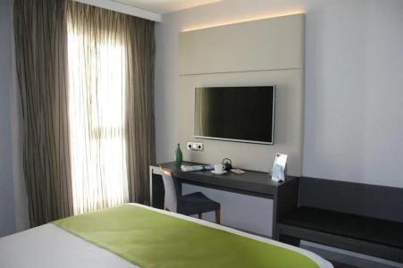 Mercure Madrid Centro - 80