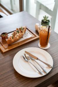 Kokotel Pattaya South Beach - 97