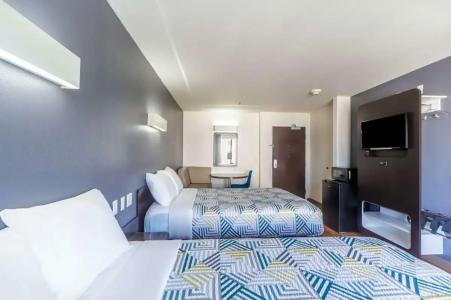 Motel 6-Laredo, TX - Airport - 51