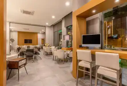 Unique Life Style - 92