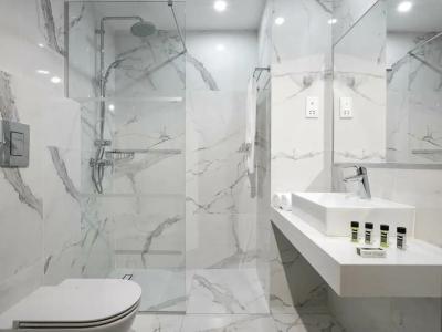 The Blue Ivy & Suites - 42