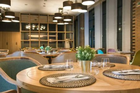 Expo Sofia - Free Arrival shuttle bus - Free Parking - Free Compliments - Free Wi-Fi - 52