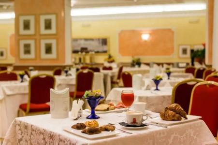 Mariano IV Palace - 57