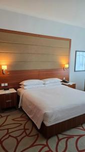 Marriott Downtown Abu Dhabi - 8