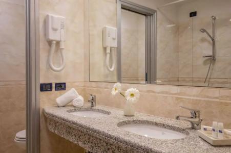 Best Western Blu Roma - 38
