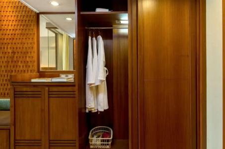 Ramada Plaza by Wyndham Bangkok Menam Riverside - 56