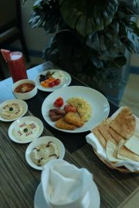 Arman Juffair Mall - 57