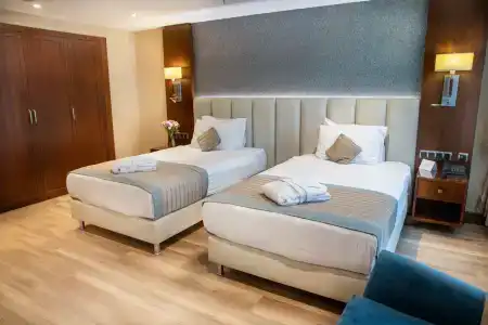 Grand Aras & Suites - 41