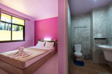 myPatong Social Hostel - 96