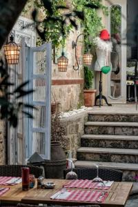 Tuvana - 54