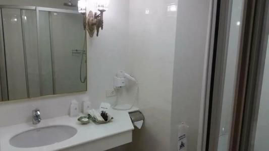 Ariston Bangkok - 71
