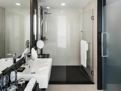 Radisson Suites Bangkok Sukhumvit - SHA Extra Plus - 94