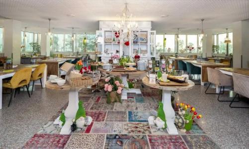 Best Western Maison B - 39