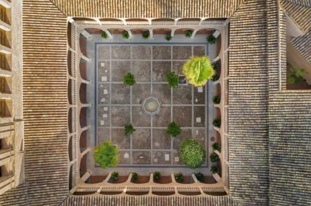 Palacio de Santa Paula, Autograph Collection - 9