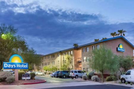 Days by Wyndham Mesa Near Phoenix