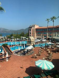 Liberty Lykia Adults Only - 94