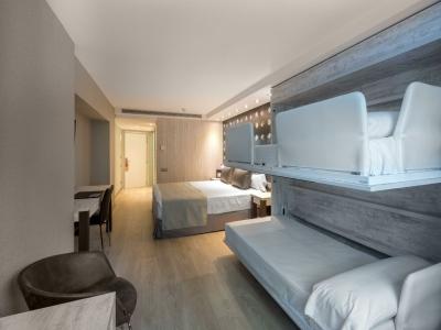 Catalonia Atenas - 53