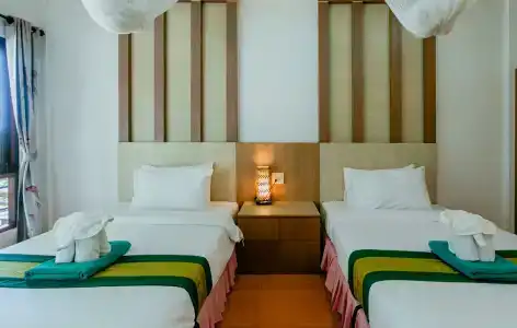 Tonsai Bay Resort - 38