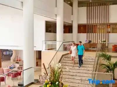 Olympic Lagoon Resort Paphos - 59