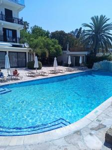 Dionysos Central - 16